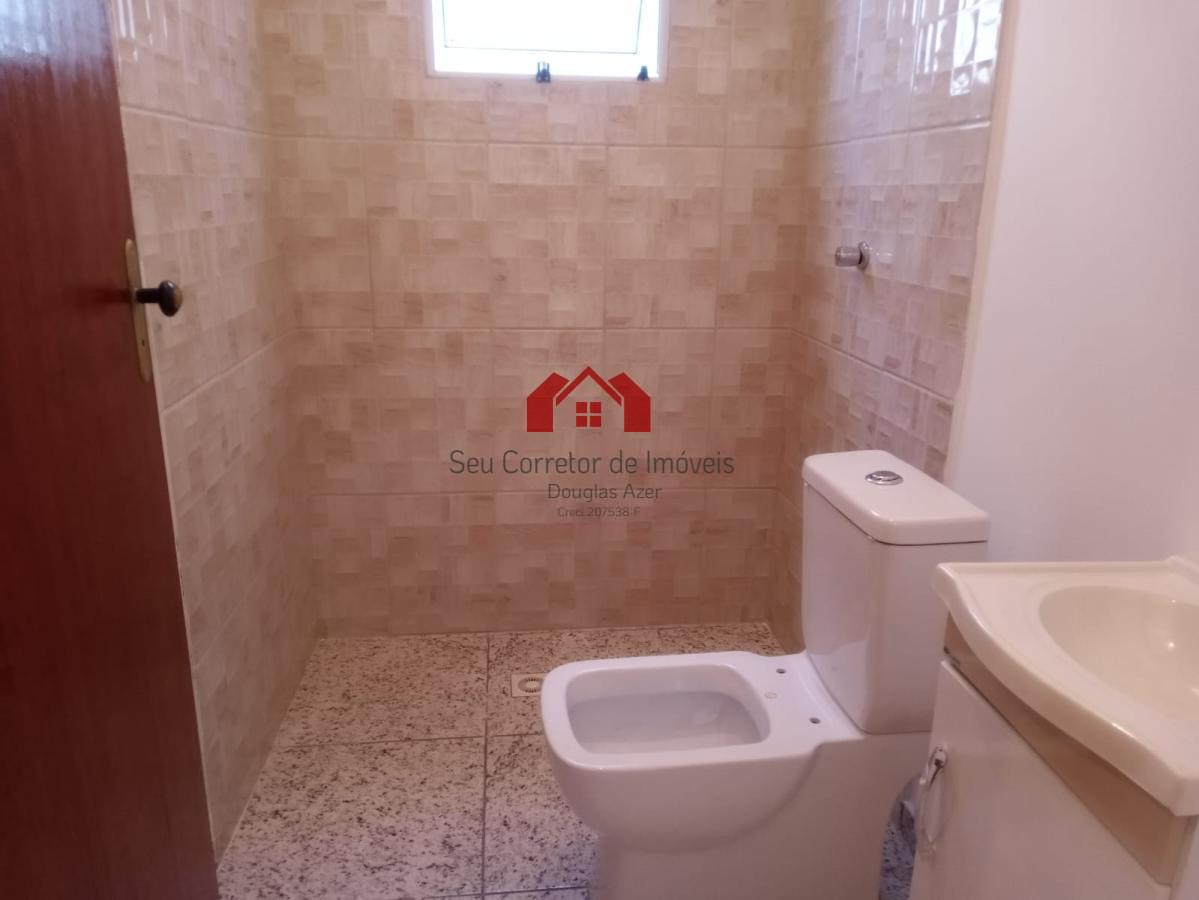 Casa à venda com 2 quartos, 60m² - Foto 8