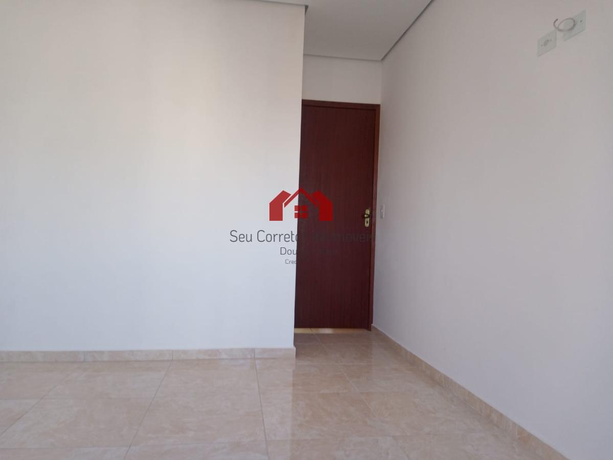 Casa à venda com 2 quartos, 60m² - Foto 18