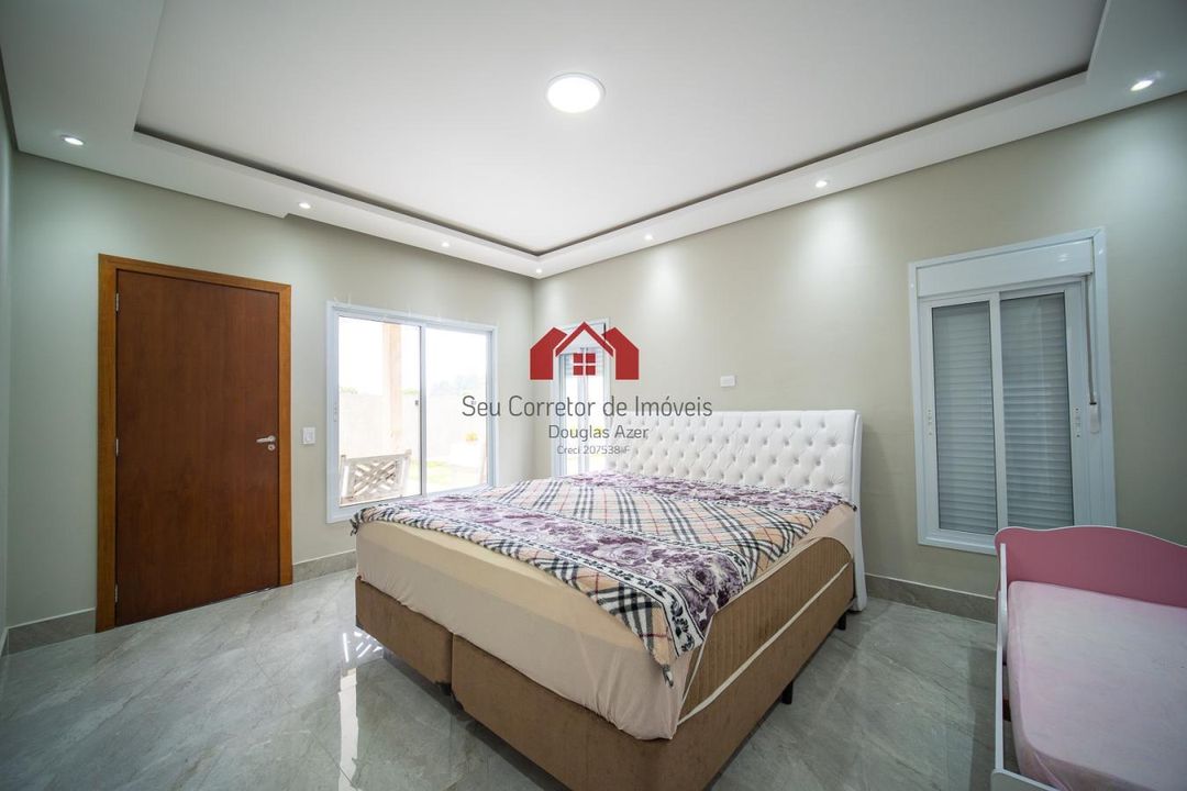 Casa de Condomínio à venda com 3 quartos, 240m² - Foto 3