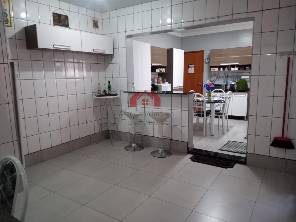 Casa à venda com 4 quartos, 230m² - Foto 11