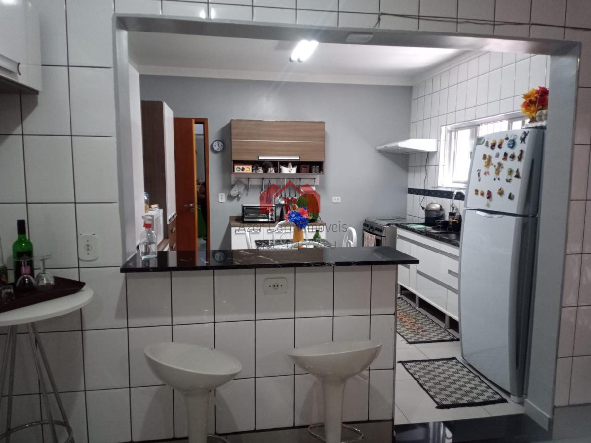 Casa à venda com 4 quartos, 230m² - Foto 12