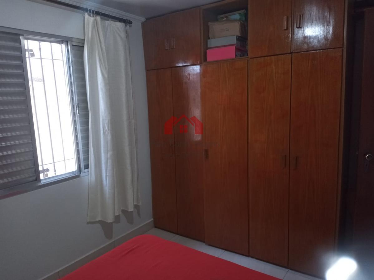 Casa à venda com 4 quartos, 230m² - Foto 22