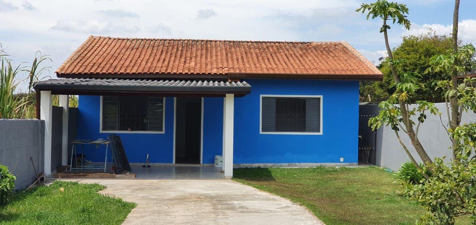 Casa à venda com 4 quartos, 149m² - Foto 2