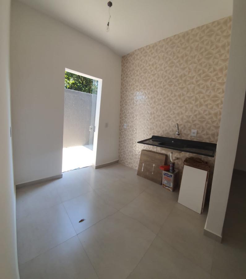 Casa à venda com 2 quartos, 50m² - Foto 10