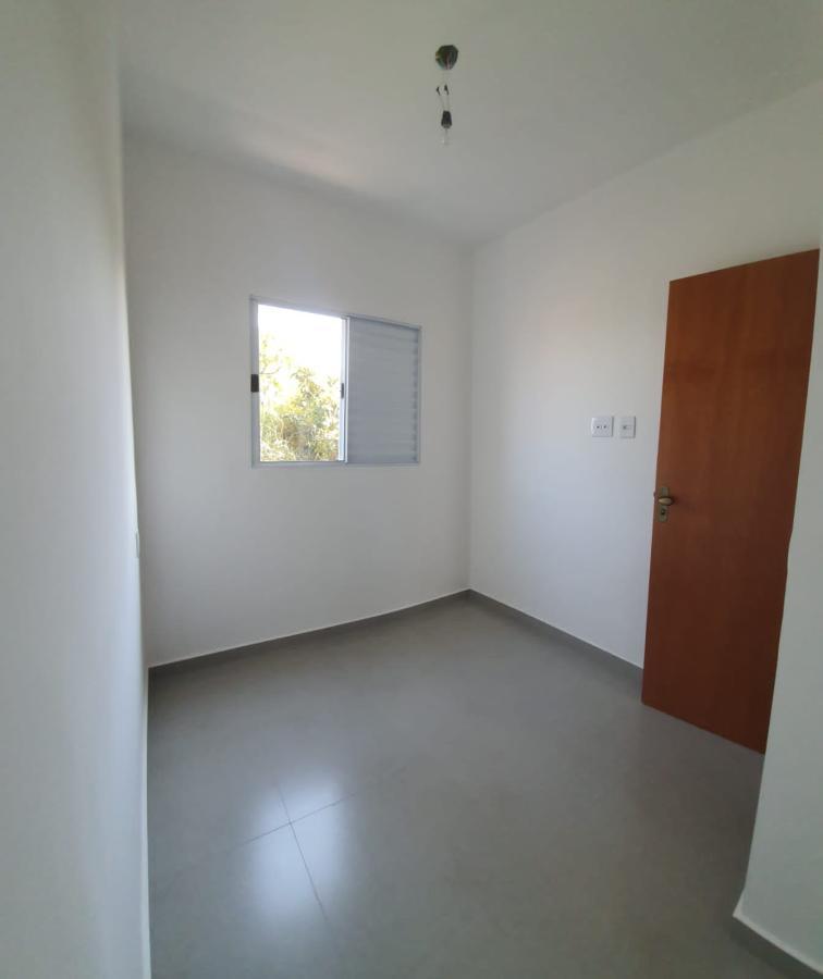 Casa à venda com 2 quartos, 50m² - Foto 11