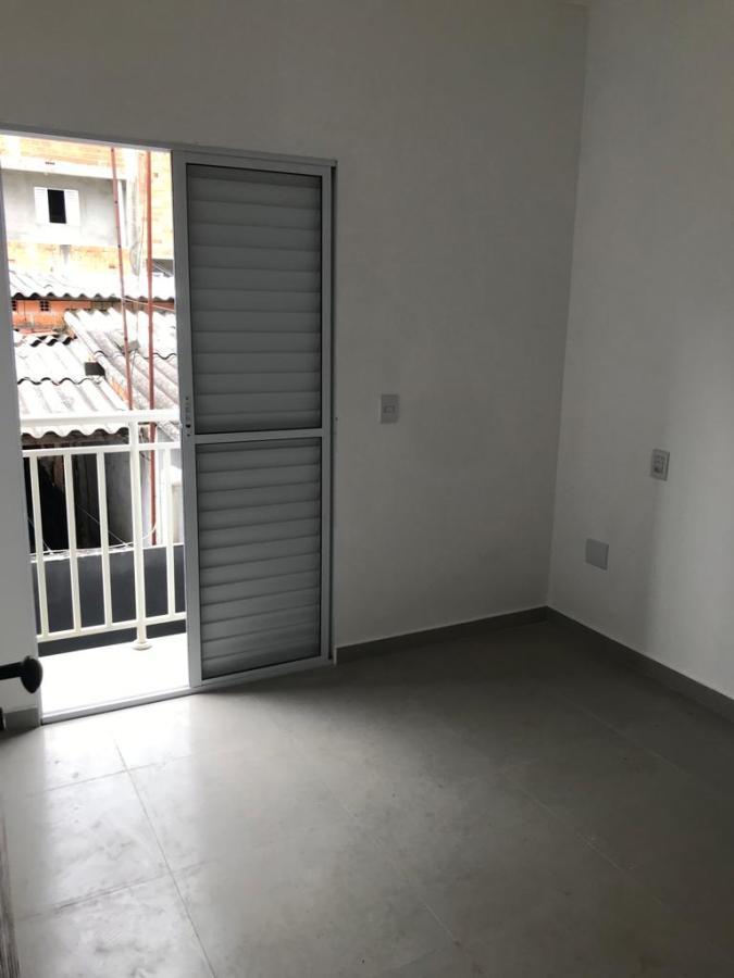 Casa à venda com 2 quartos, 50m² - Foto 18