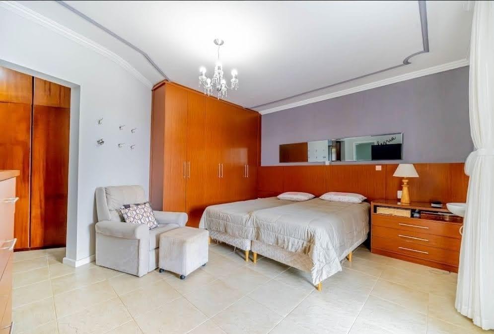 Casa de Condomínio à venda com 3 quartos, 321m² - Foto 8