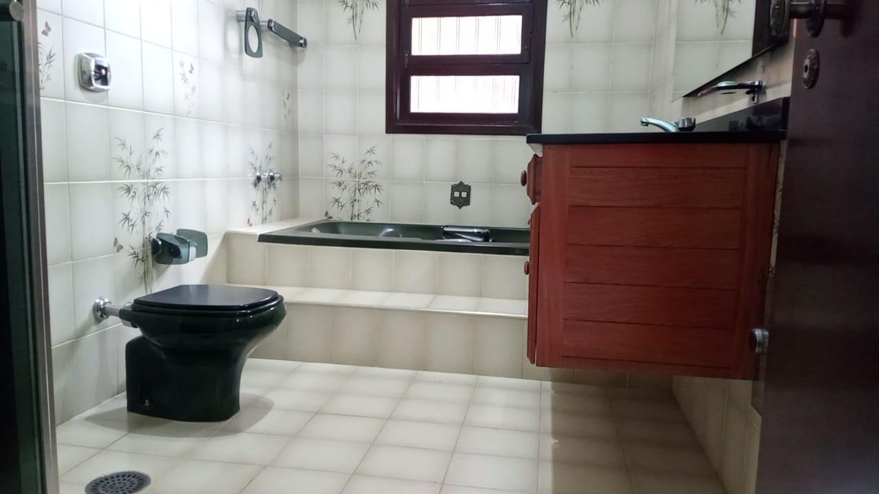 Casa de Condomínio à venda com 3 quartos, 350m² - Foto 18