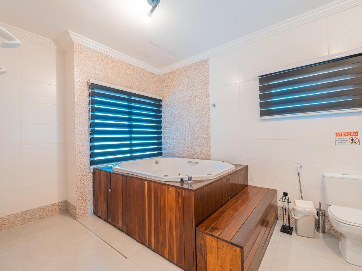 Casa de Condomínio à venda com 5 quartos, 300m² - Foto 43