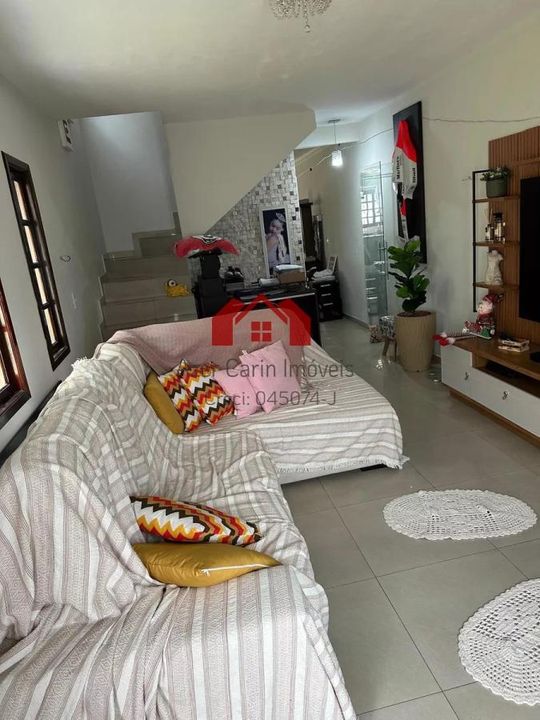 Casa à venda com 3 quartos, 209m² - Foto 3