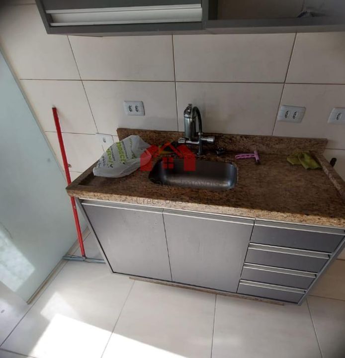 Apartamento à venda com 2 quartos, 45m² - Foto 13