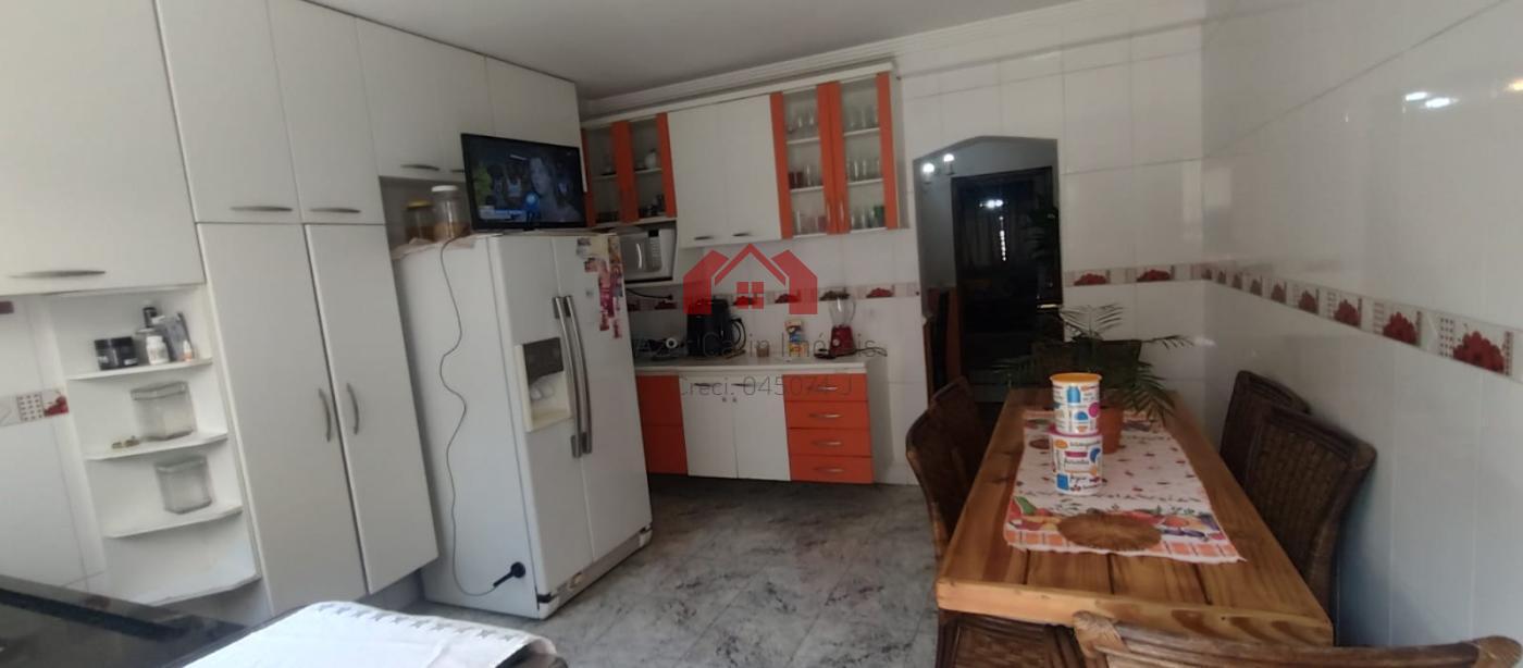 Casa à venda com 2 quartos, 100m² - Foto 12