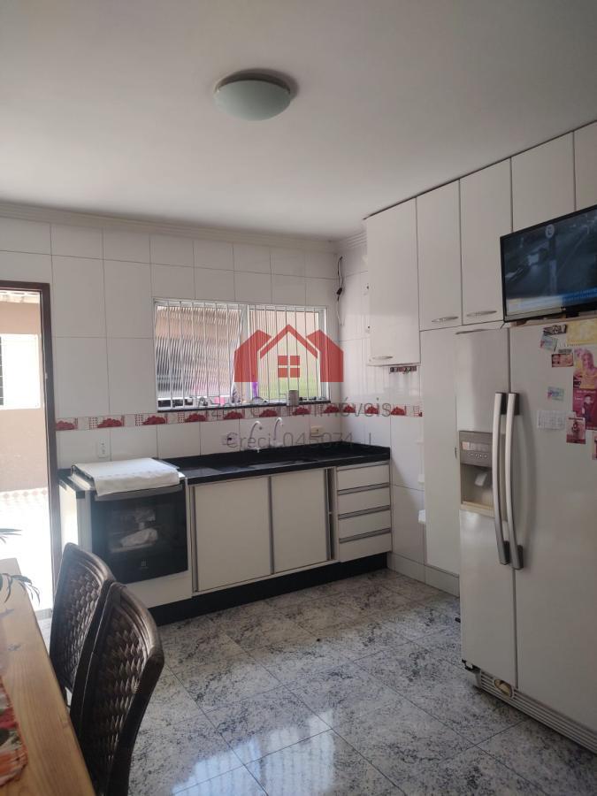 Casa à venda com 2 quartos, 100m² - Foto 14