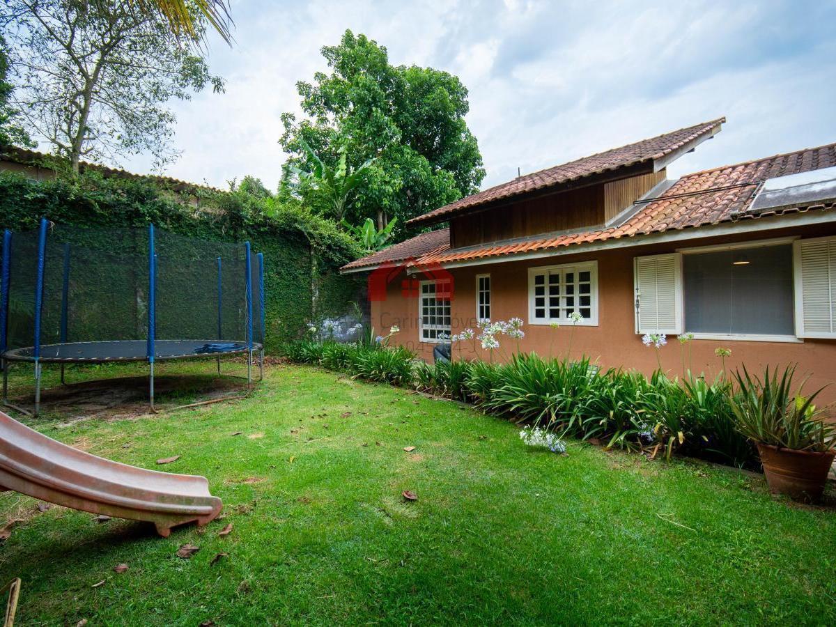 Casa à venda com 4 quartos, 255m² - Foto 41