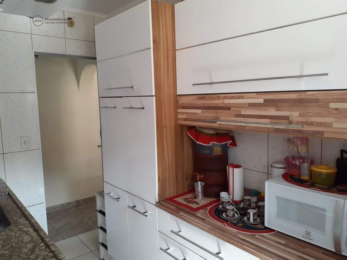 Apartamento à venda com 2 quartos, 69m² - Foto 13