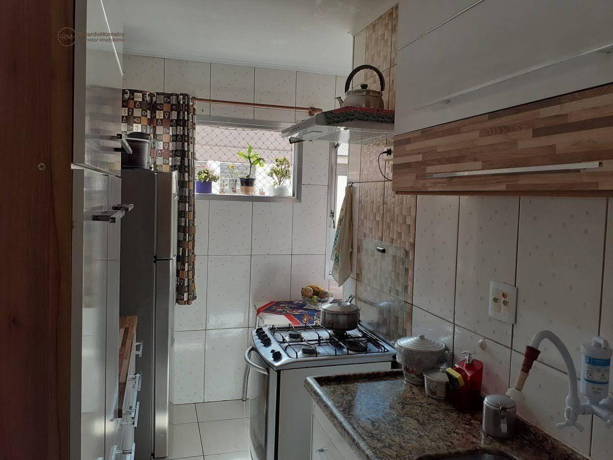 Apartamento à venda com 2 quartos, 69m² - Foto 12