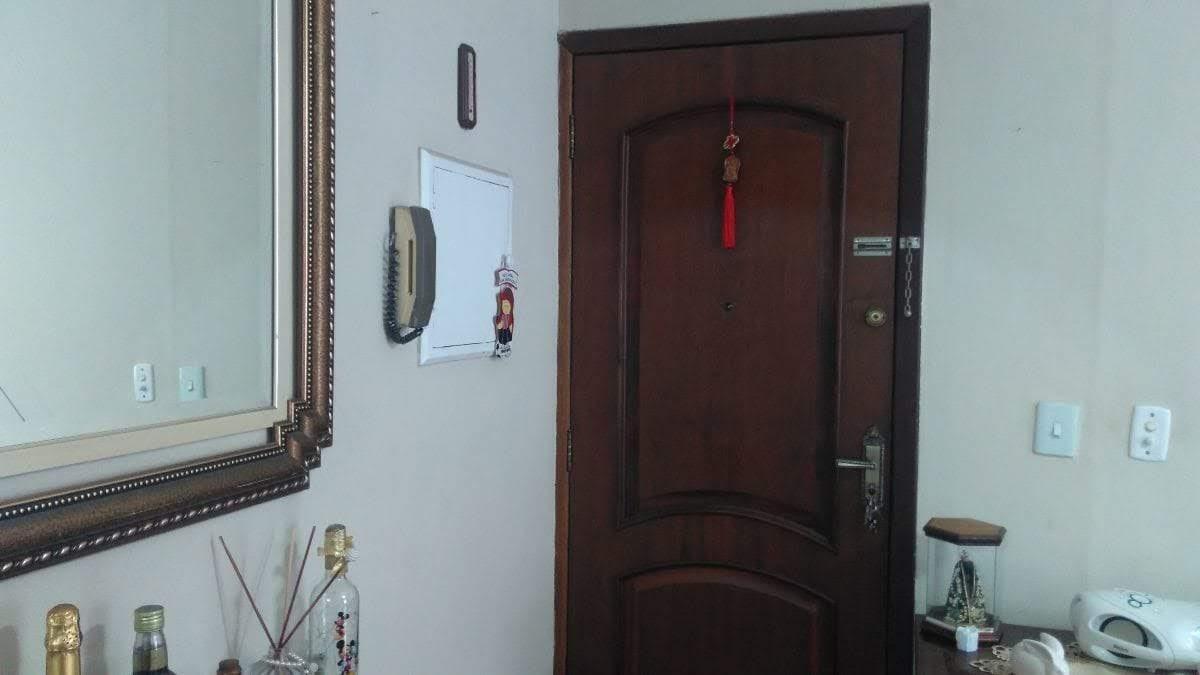 Apartamento à venda com 2 quartos, 69m² - Foto 20