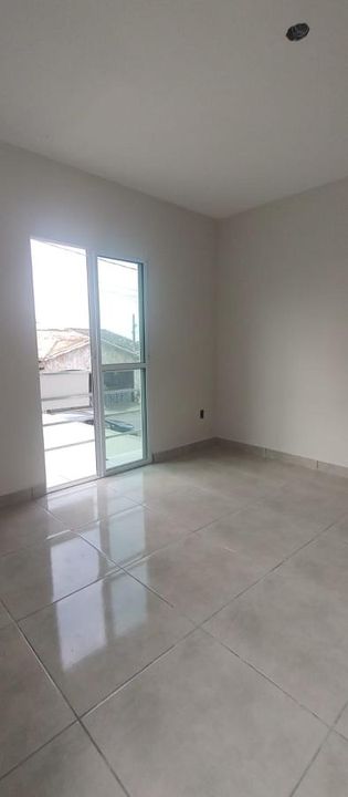 Casa à venda com 2 quartos, 56m² - Foto 5