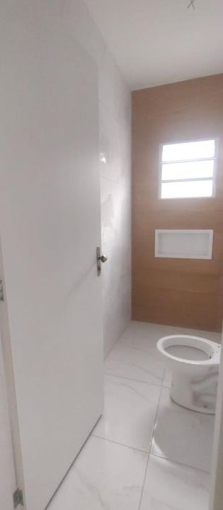 Casa à venda com 2 quartos, 56m² - Foto 16