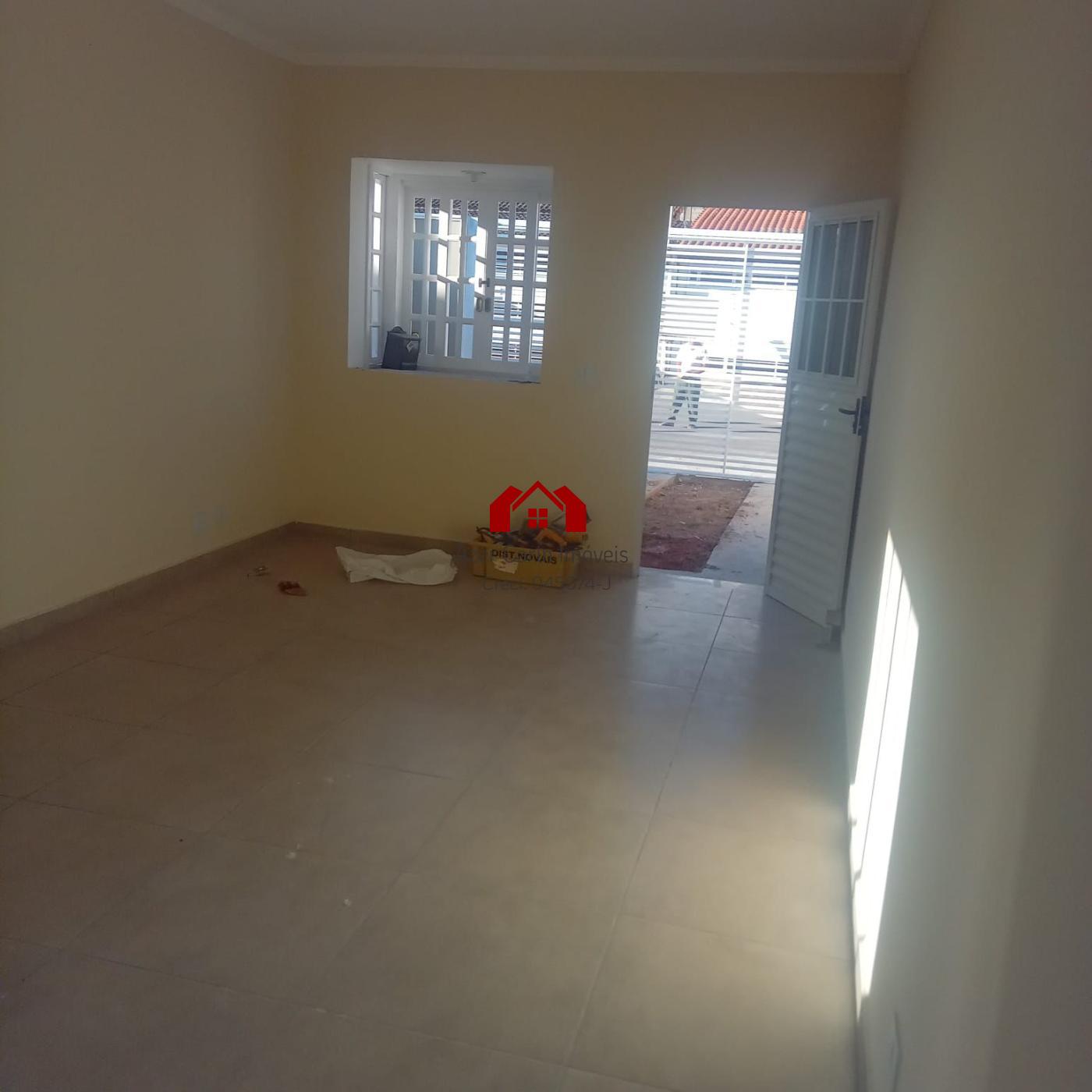 Casa à venda com 2 quartos, 125m² - Foto 4