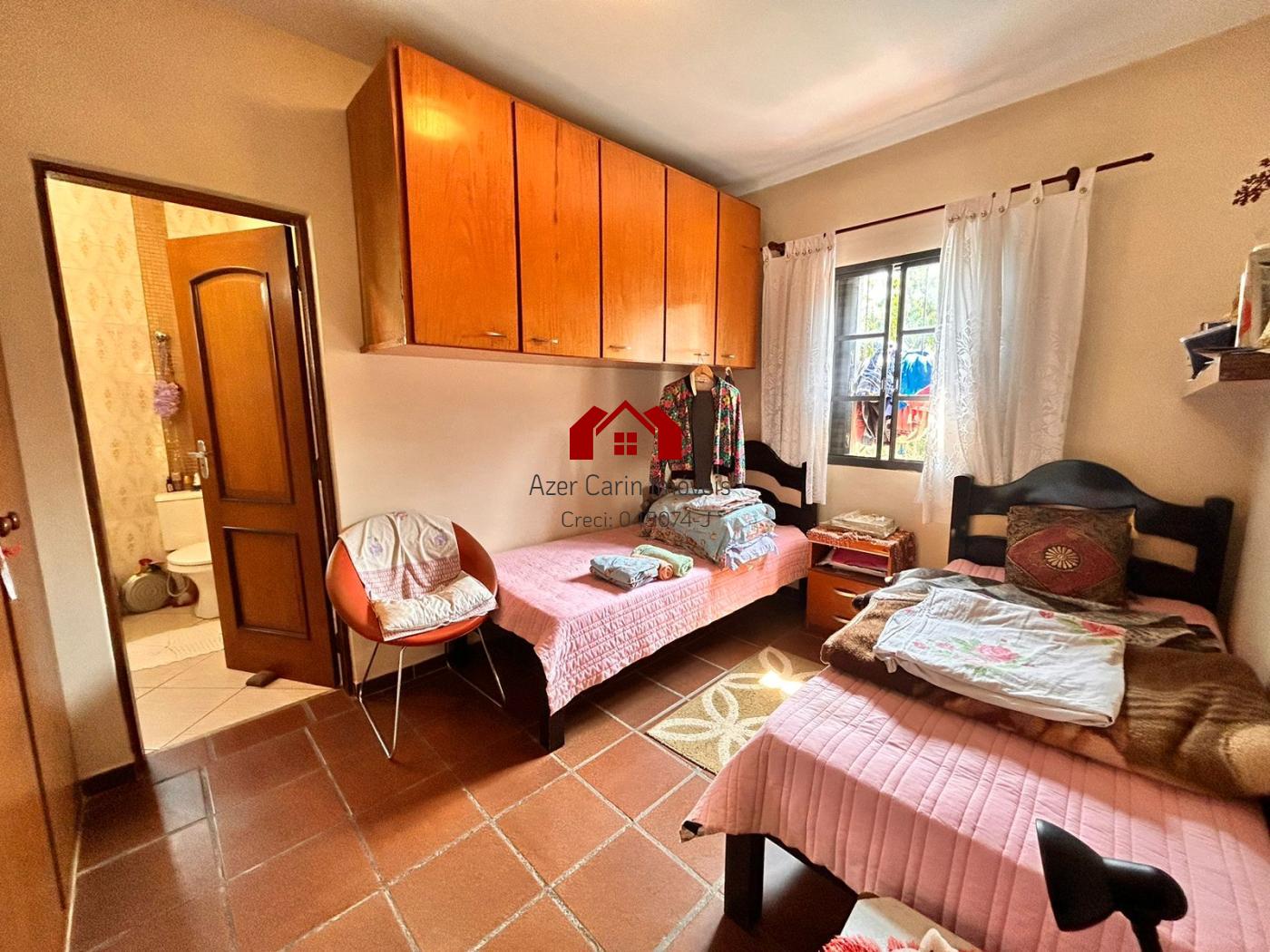 Chácara à venda com 4 quartos, 220m² - Foto 11