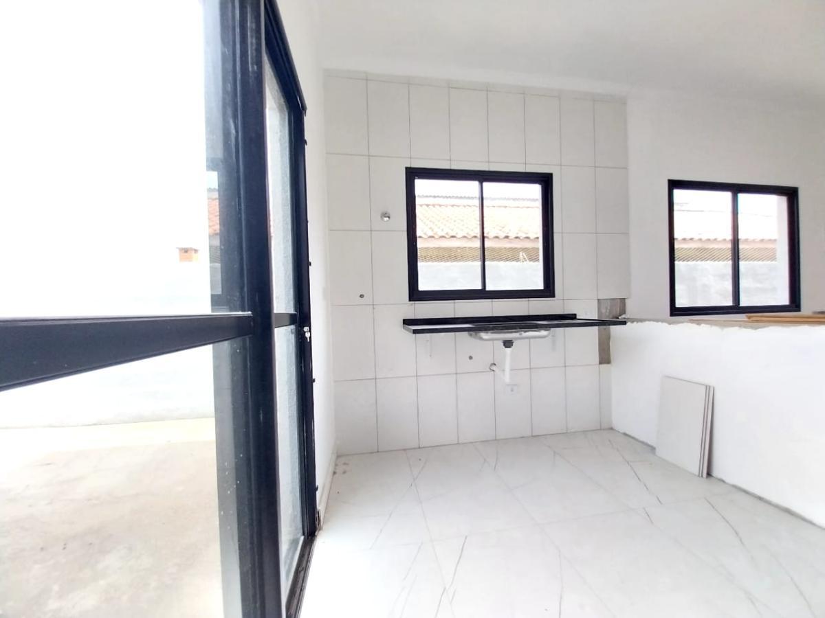 Casa à venda com 2 quartos, 67m² - Foto 18