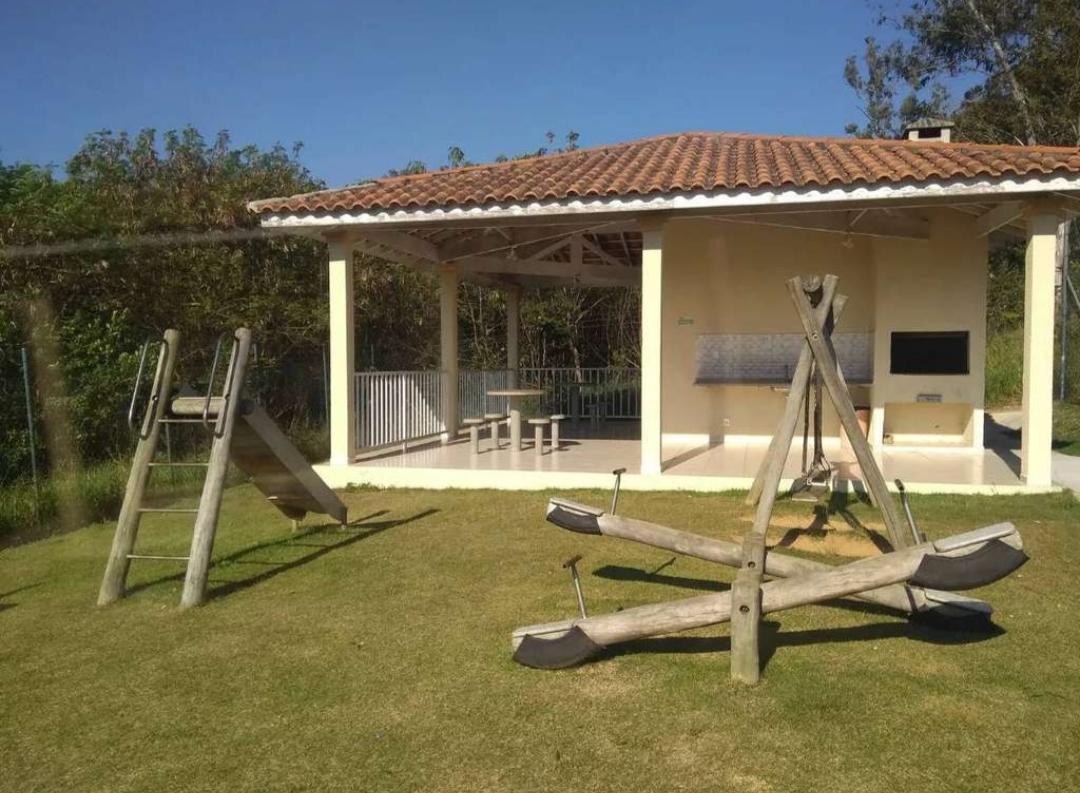 Casa à venda com 3 quartos, 140m² - Foto 2