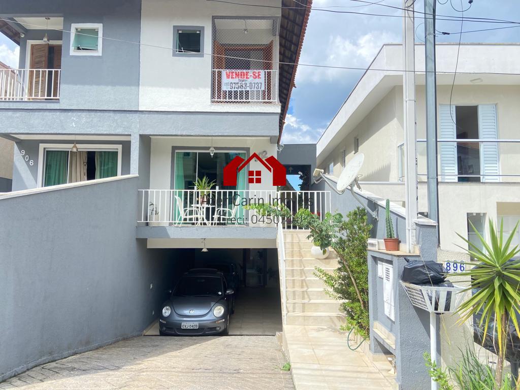 Casa à venda com 3 quartos, 240m² - Foto 1