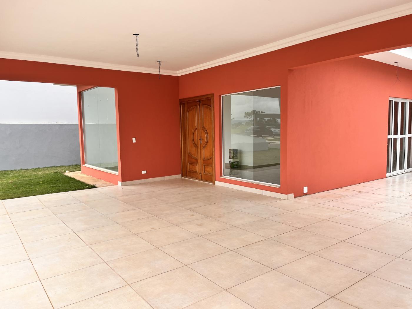 Casa de Condomínio à venda com 3 quartos, 220m² - Foto 3