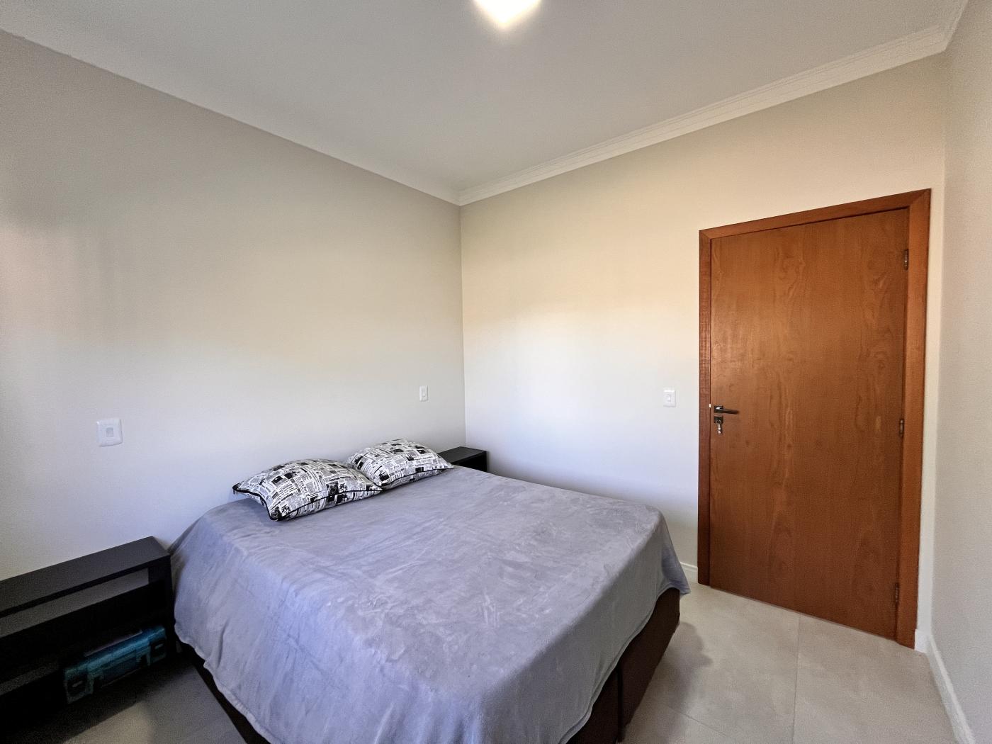 Casa à venda com 3 quartos, 200m² - Foto 17