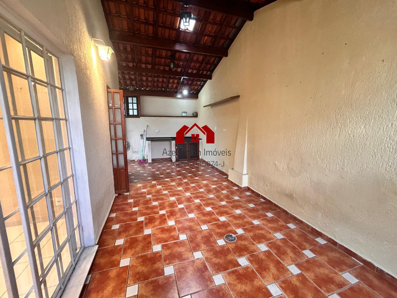 Casa à venda com 2 quartos, 90m² - Foto 11