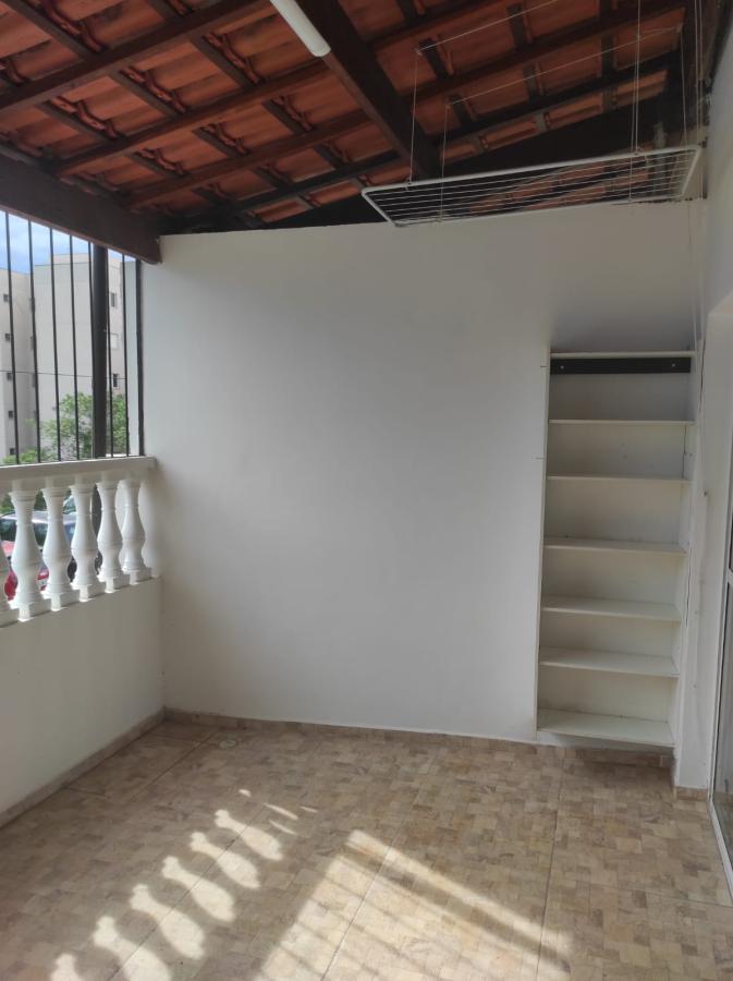 Casa à venda com 2 quartos, 62m² - Foto 16